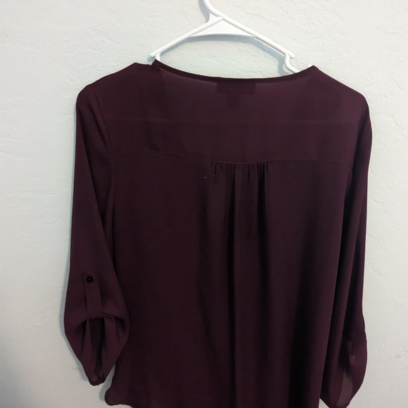 BCX Womens Burgundy Cuffed Keyhole Wrap Top - Picture 8 of 10
